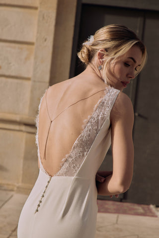 Fauvette - Minimalist dress jewelry in Venetian chain