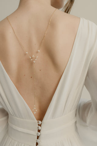 Colombe - Collier de dos mariage féminin et délicat