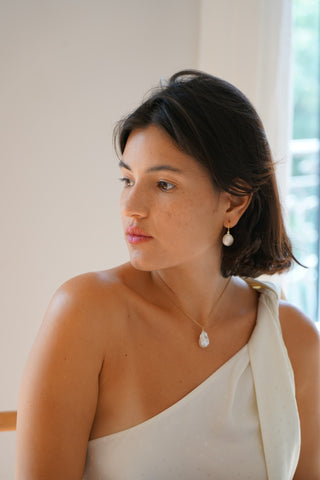 Ara - Baroque pearl necklace