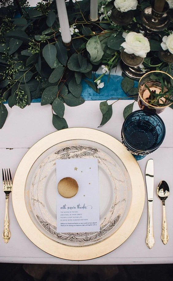 Décoration de la table de réception d'un mariage hivernal 