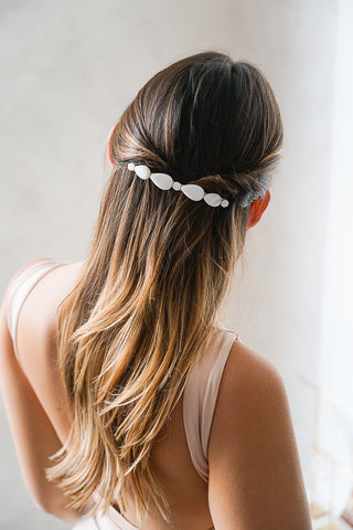 Venus - Mother pearl drop wedding hair clip